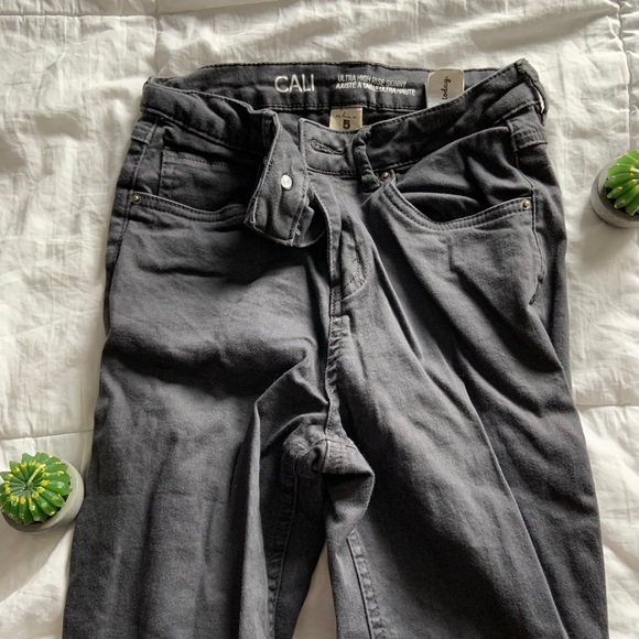 Bluenotes Grey Skinny Jeans - Picture 2 of 2